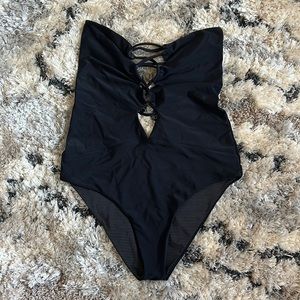 Acacia swimwear Bronx one piece
